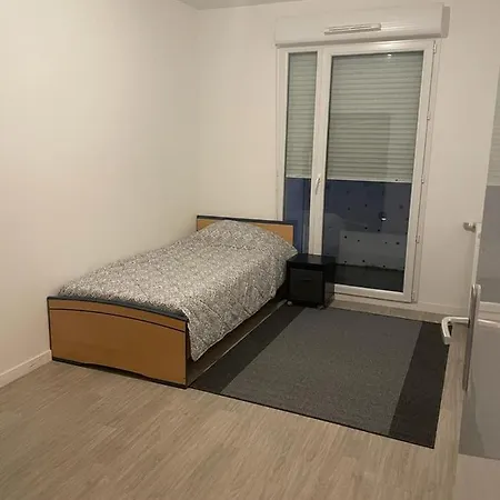 3 Apartment *